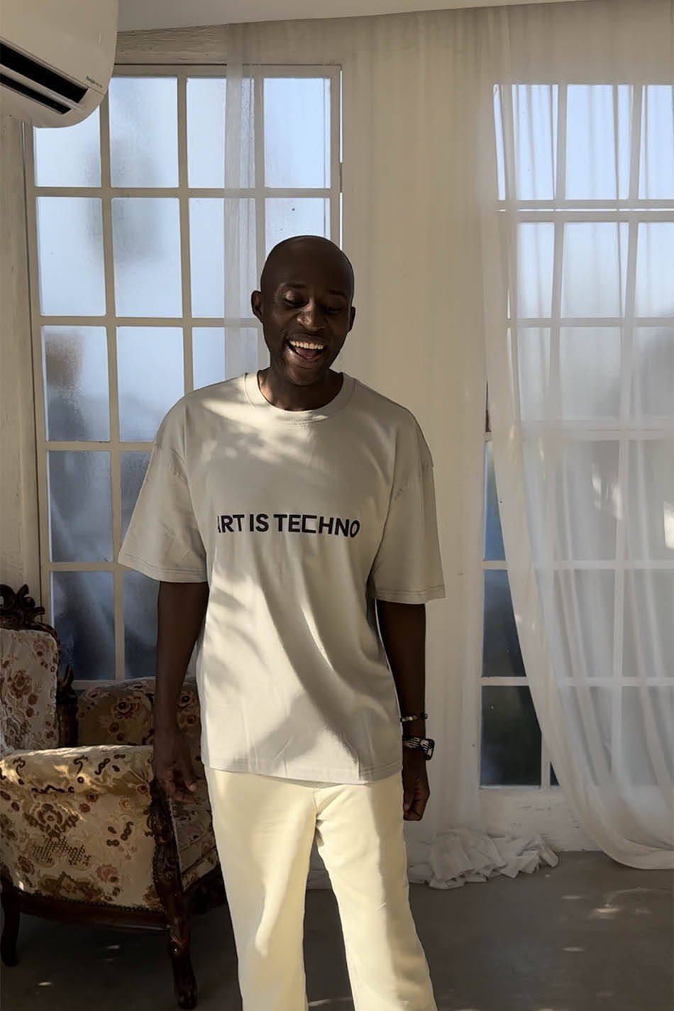 Art is Techno Baskılı Bej Oversize Tişört - 4