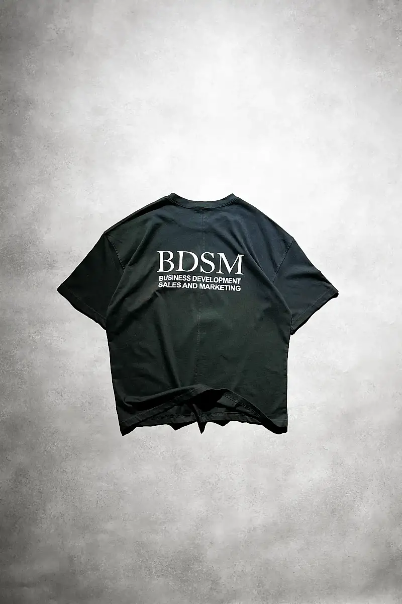 BDSM Business Ortadan Dikişli Oversize Siyah Tişört - 1