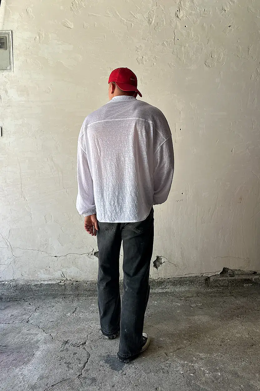 Cepli Beyaz Oversize Essential Gömlek · 7