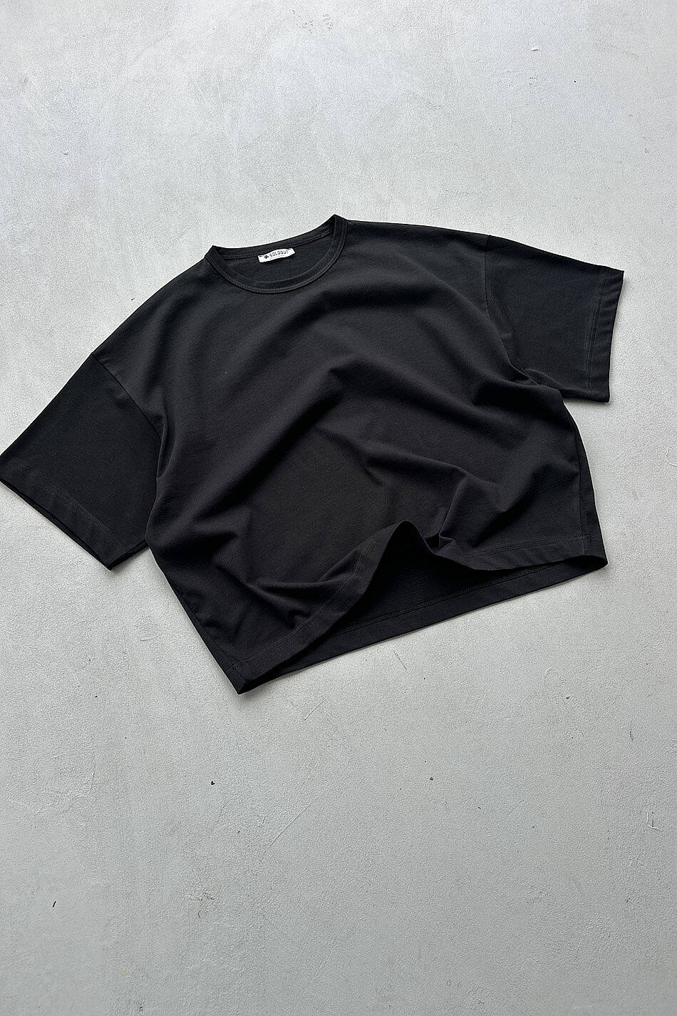 Heavyweight Boxy Fit Crop Siyah Tişört · 3