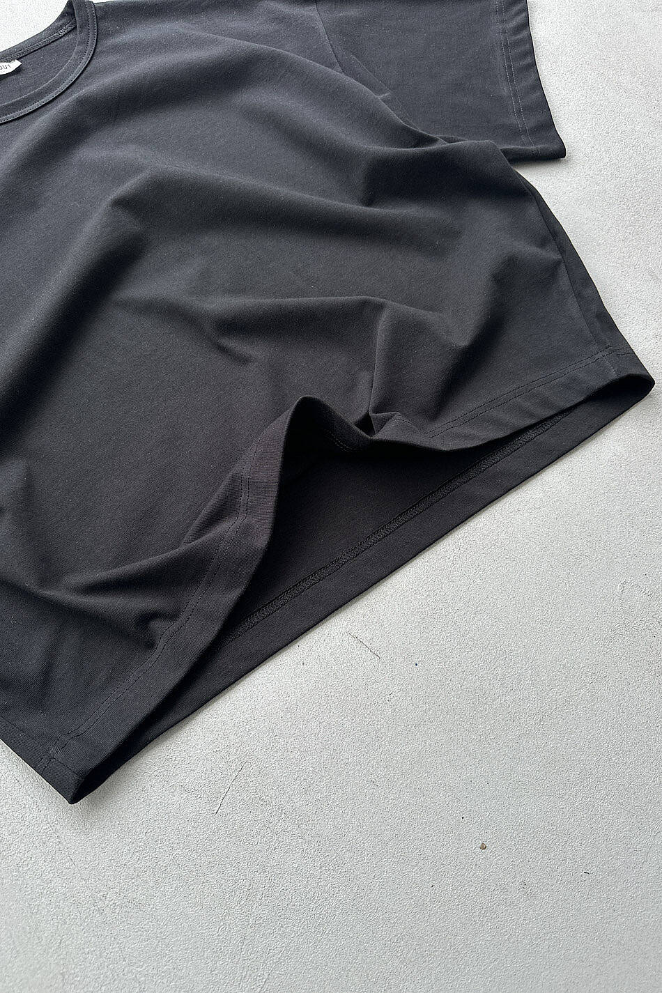 Heavyweight Boxy Fit Crop Siyah Tişört · 4