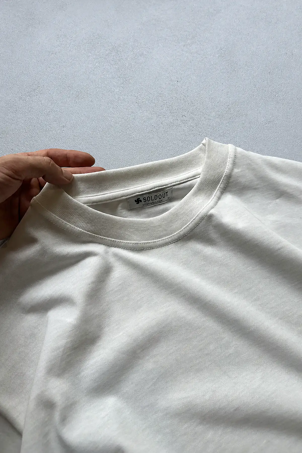 QURBH Kırık Beyaz Yumuşak Tuşe Long Sleeve Tee - 4