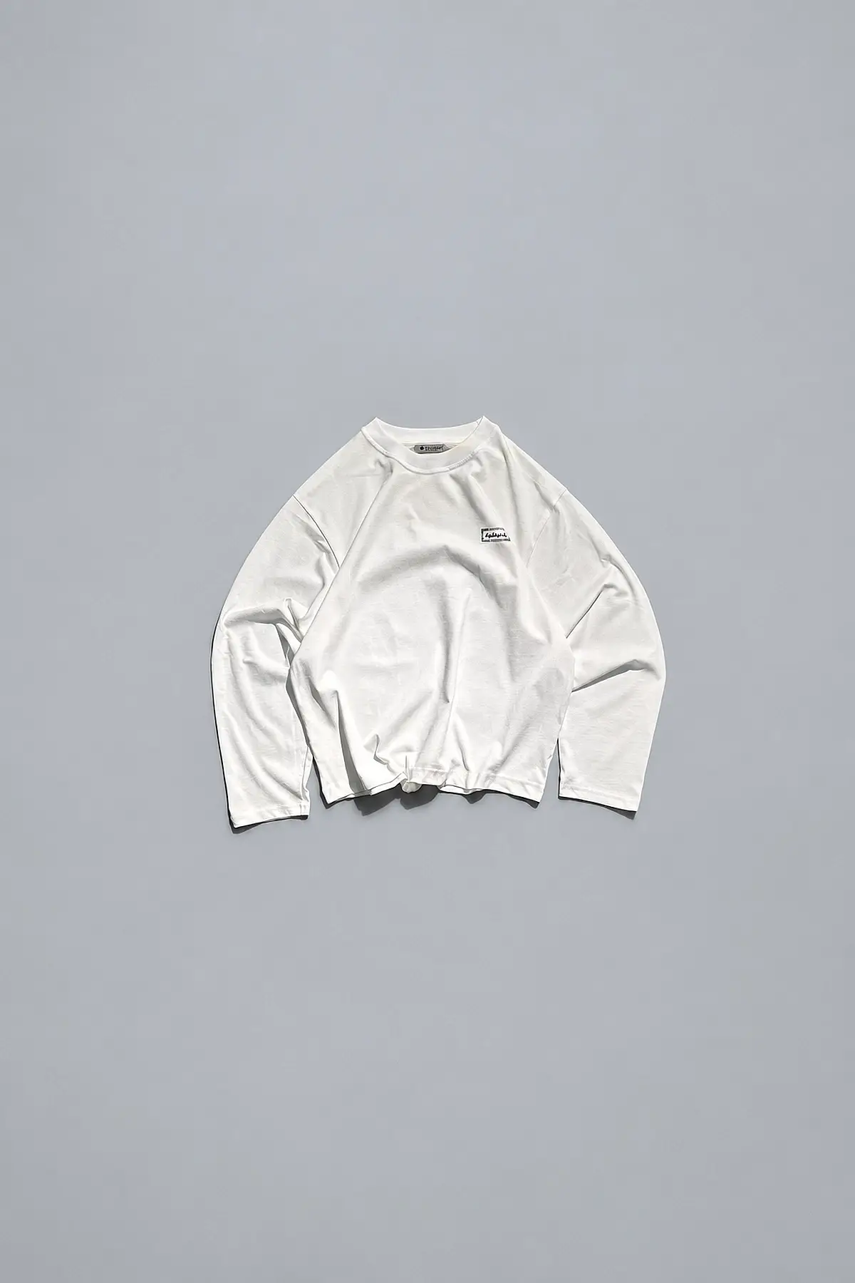 Önü Arap Çarşaf Baskılı Kırık Beyaz Long Sleeve