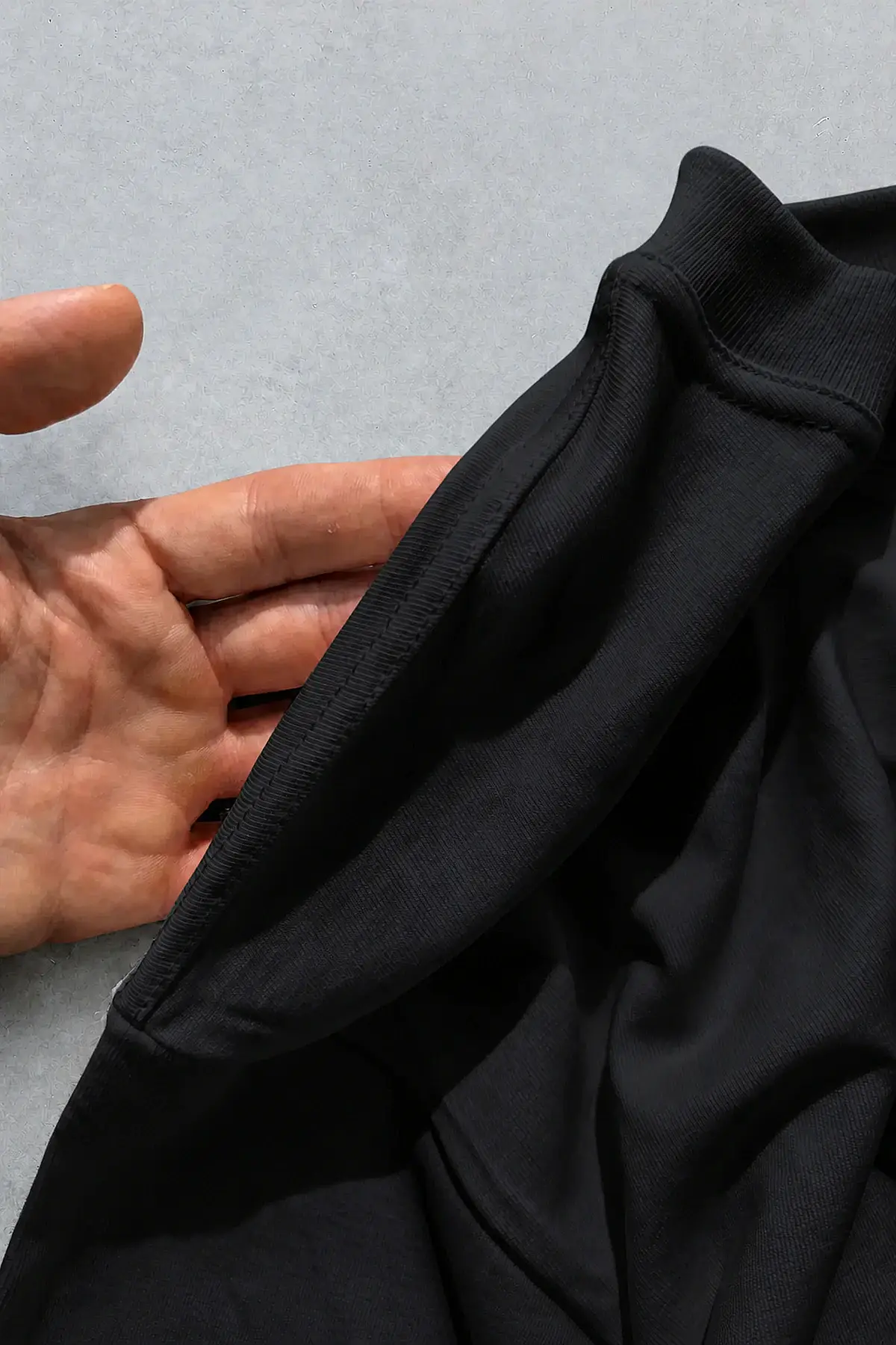 Önü Arap Çarşaf Baskılı Siyah Long Sleeve · 5