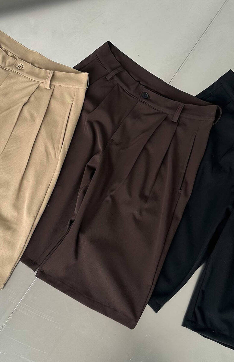 Oversize Bermuda Pileli Acı Kahve Kumaş Şort - 9
