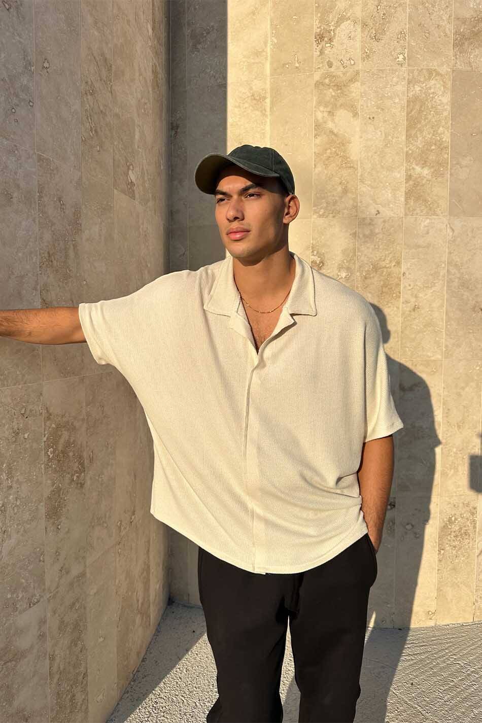 Oversize Yarasa Kesim Triko Krem Düğmesiz Gömlek · 2