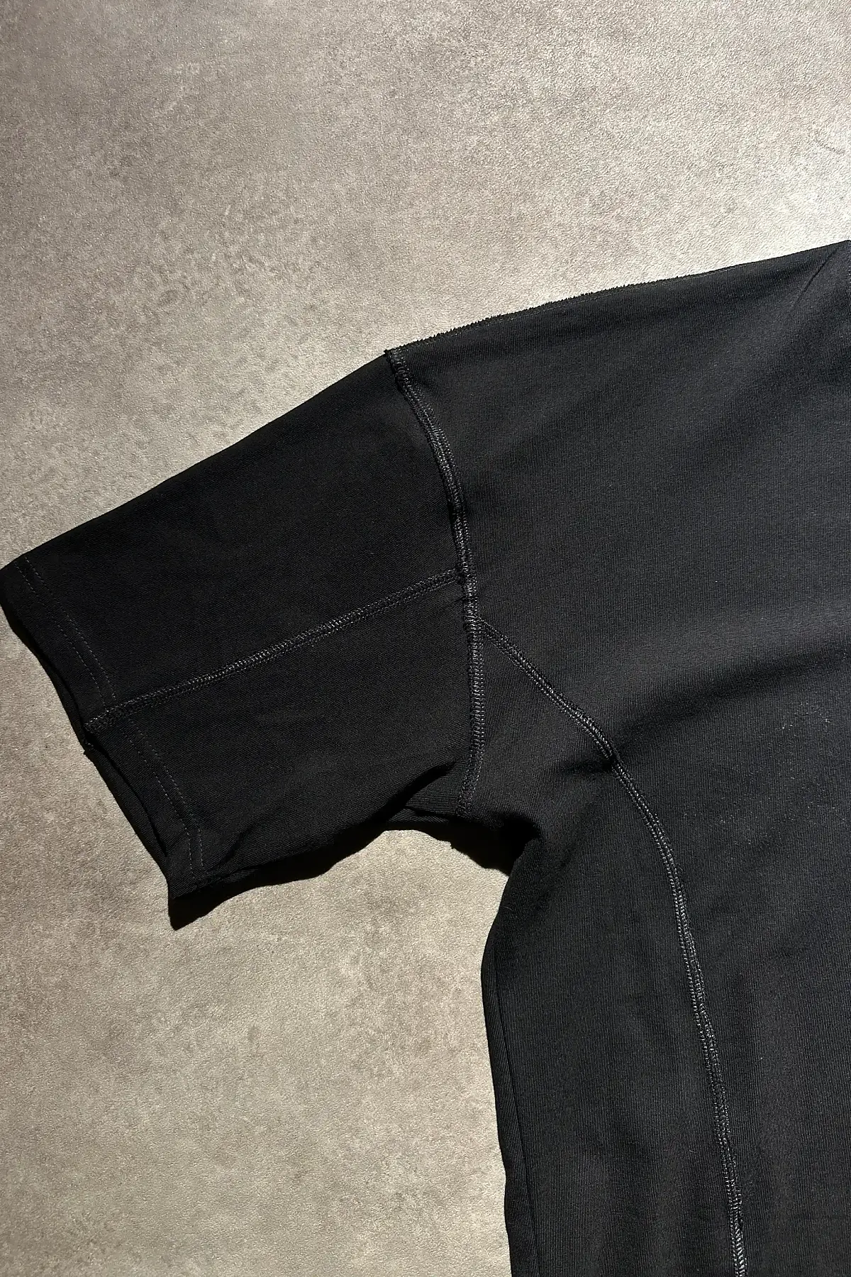 Shinjite Dikişli Siyah Oversize Tişört - 7