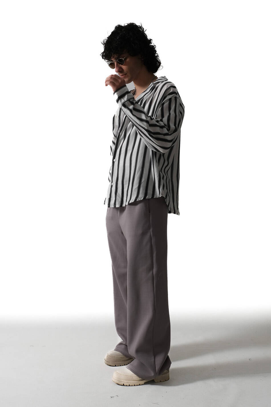 Siyah Çizgili Essential Oversize Gömlek · 3