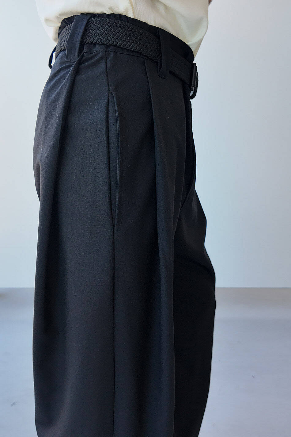 Siyah Fenna V2 Pileli Baggy Kumaş Pantolon · 5
