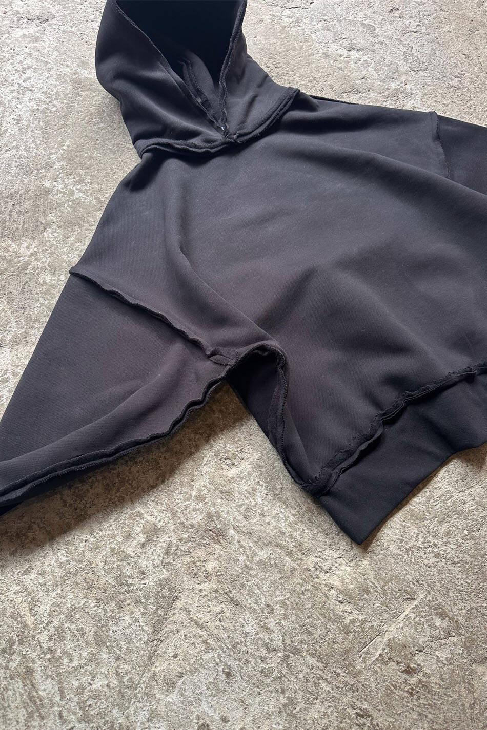 Siyah Heavyweight (550GSM) Pis Dikiş Detaylı Extra Oversize Boxy Fit Hoodie (1)