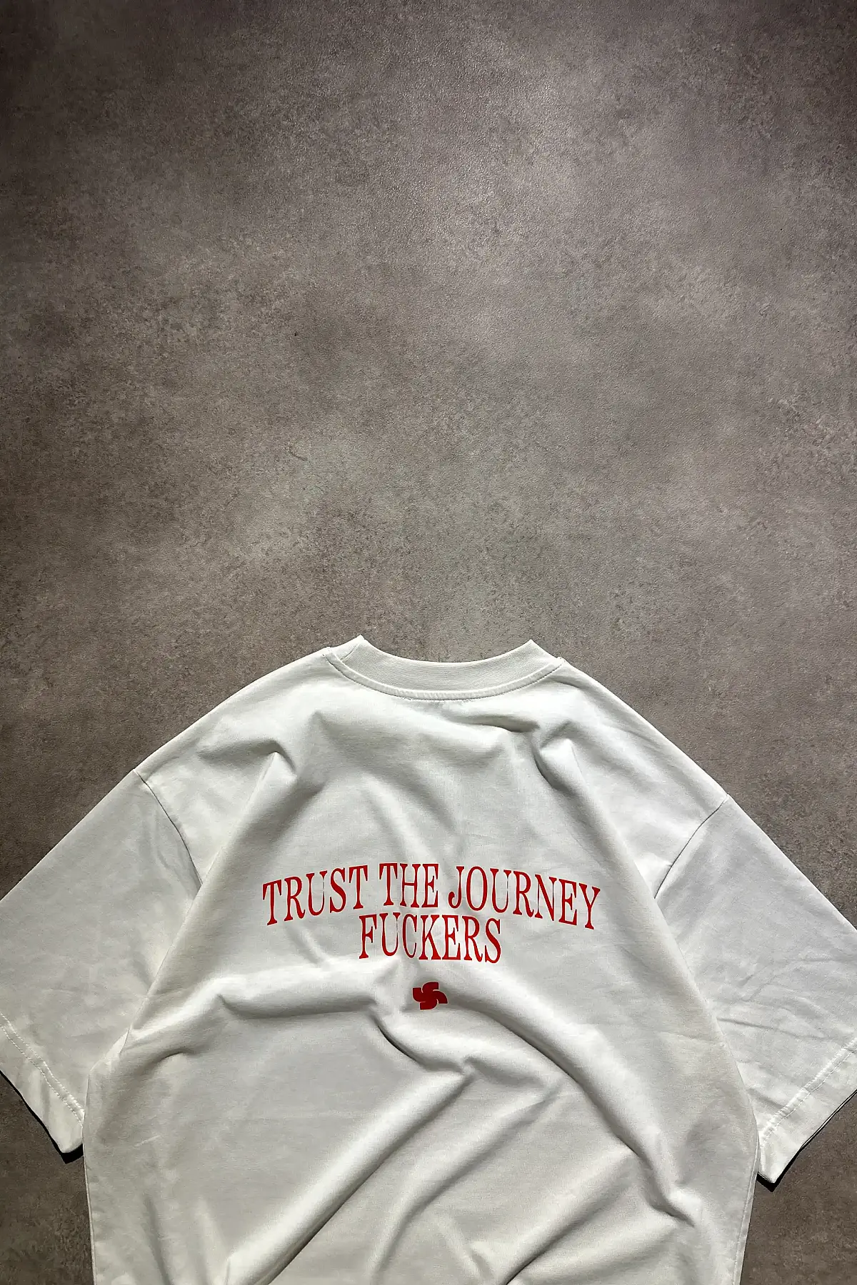 Trust The Journey Oversize Baskılı Beyaz Tişört - 3