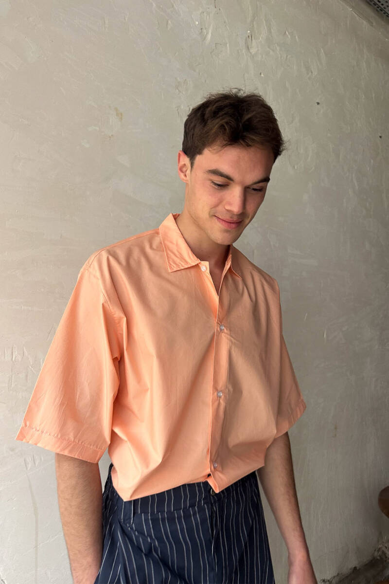 Yavruağzı Yarım Kol Oversize Gömlek   - 2